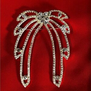 Statement fireworks rhinestone brooch